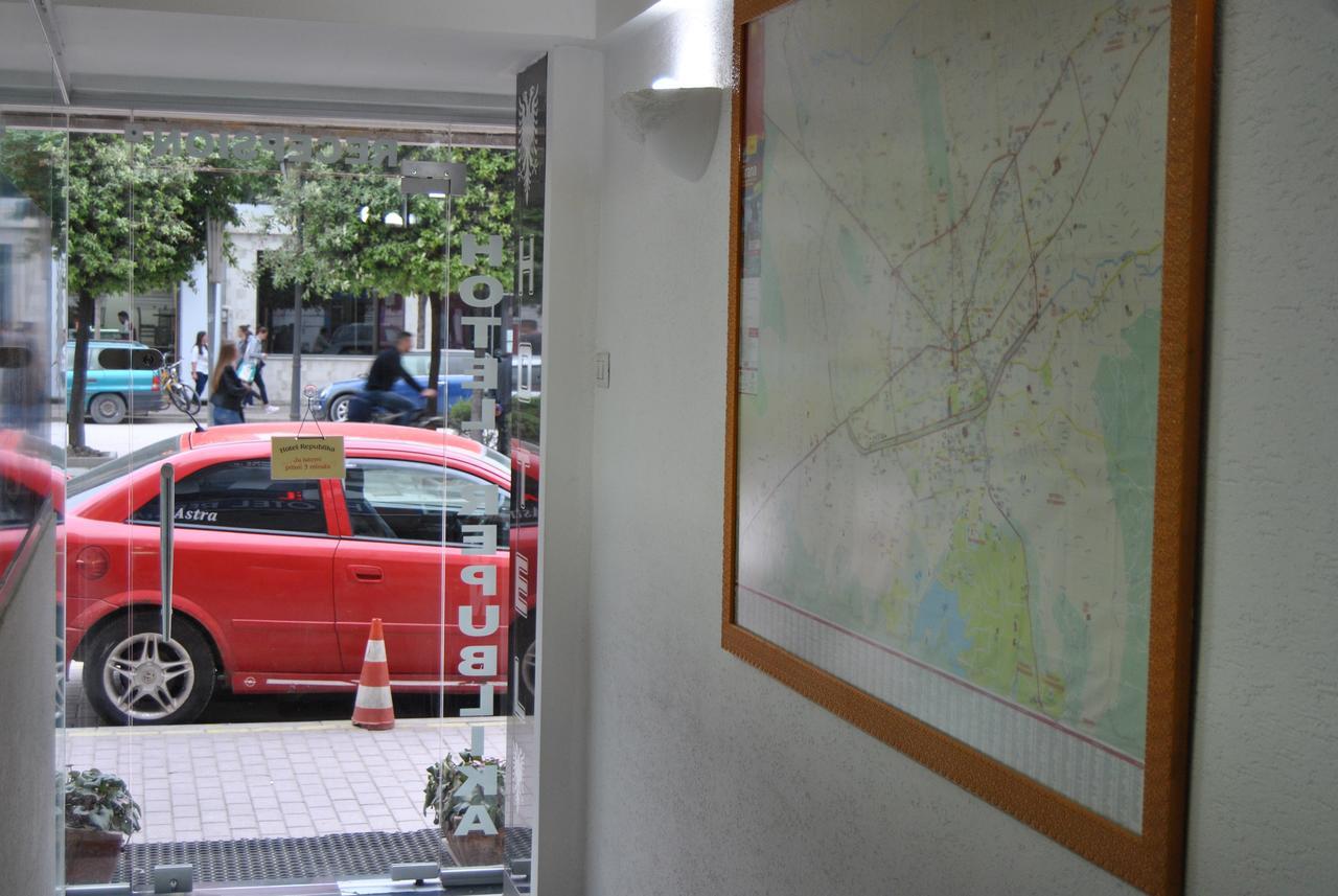 Hotel Republika Τίρανα Εξωτερικό φωτογραφία