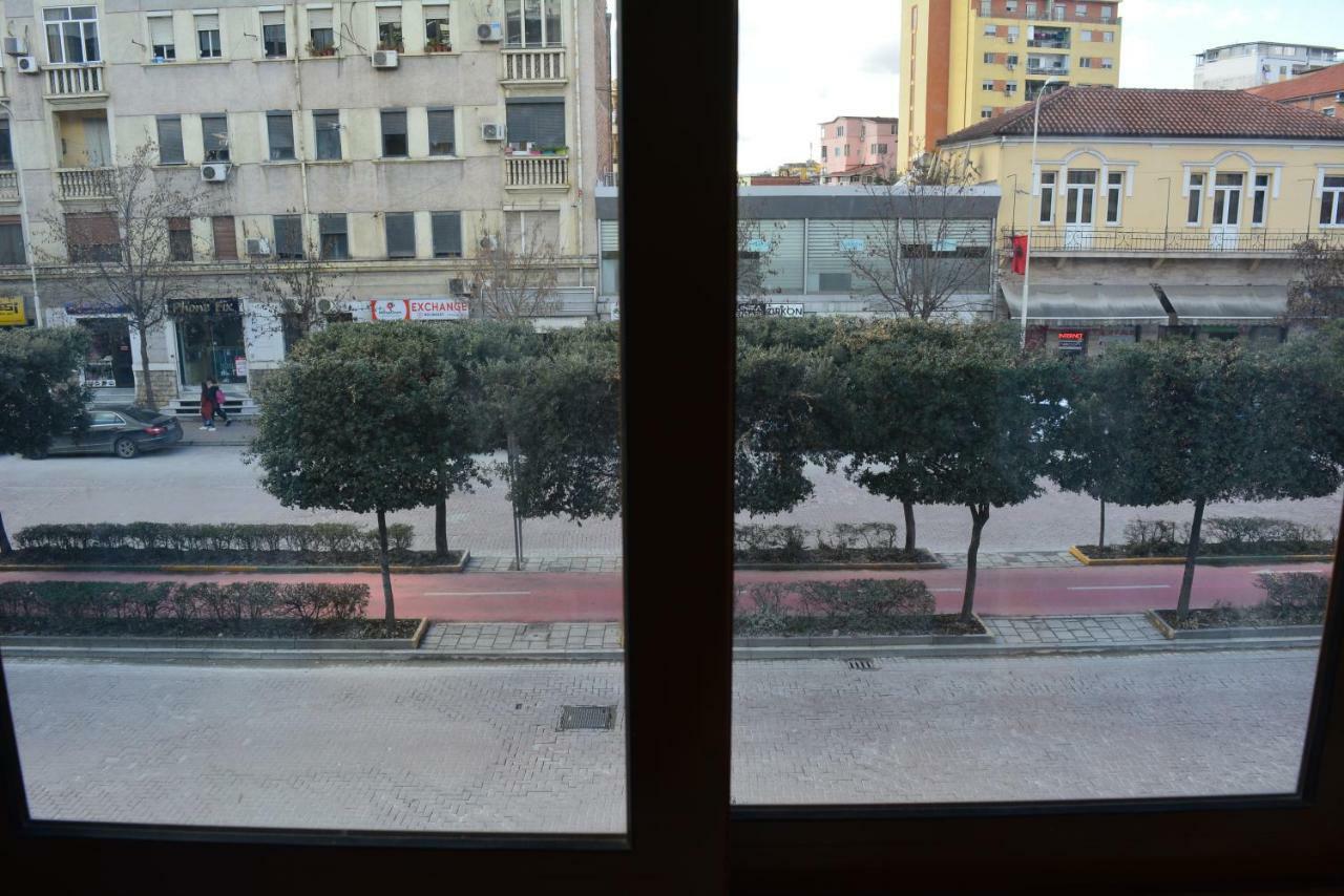 Hotel Republika Τίρανα Εξωτερικό φωτογραφία
