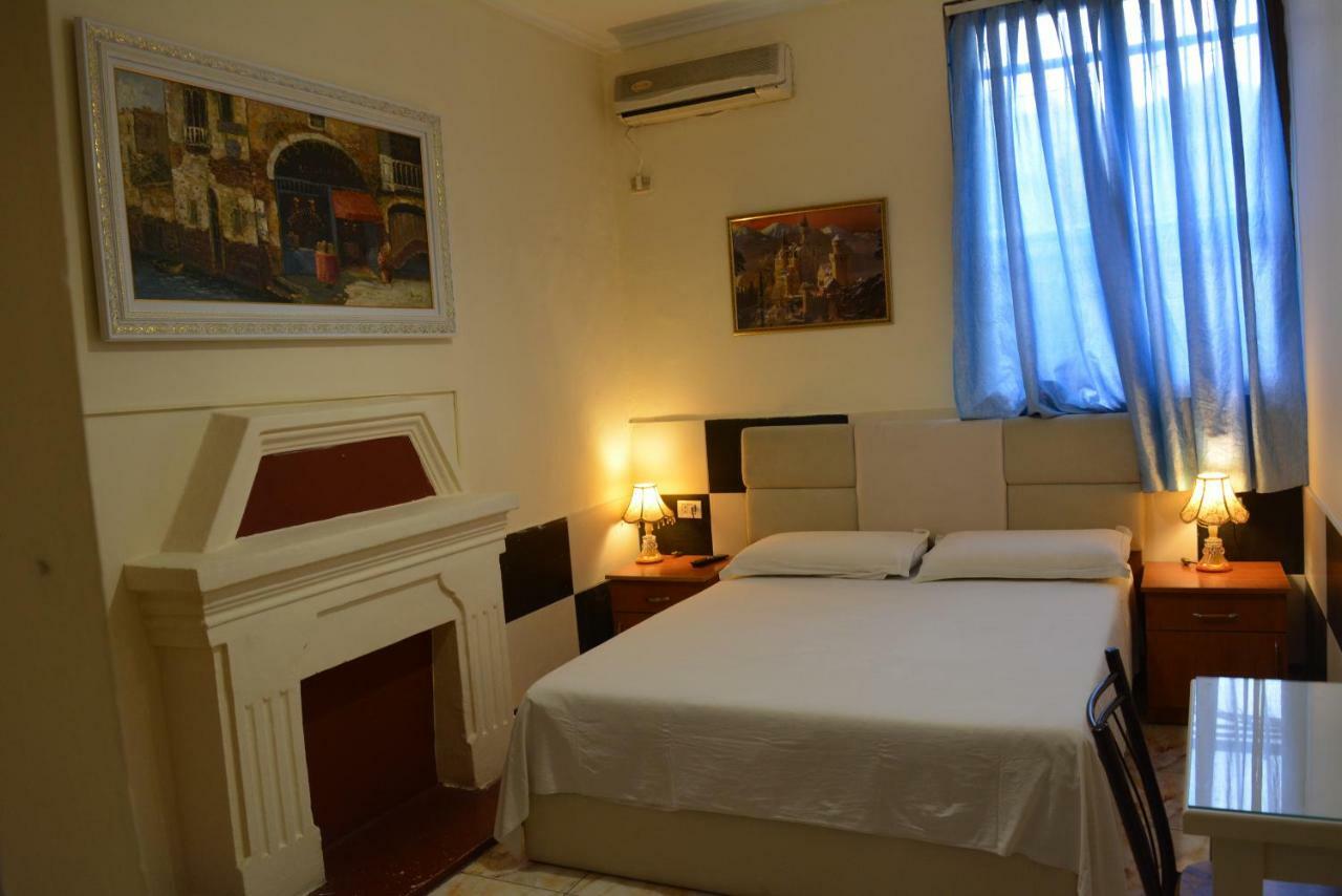 Hotel Republika Τίρανα Εξωτερικό φωτογραφία