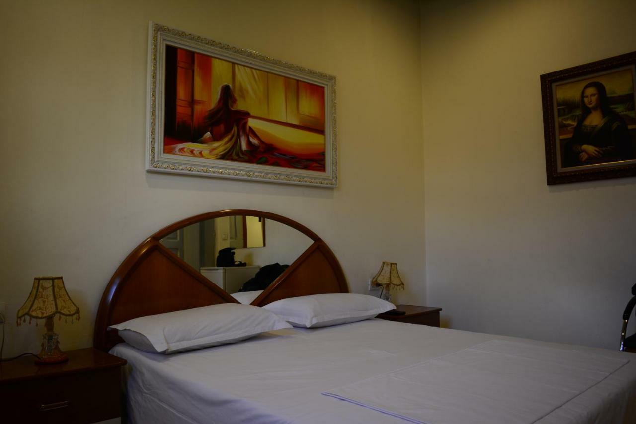 Hotel Republika Τίρανα Εξωτερικό φωτογραφία