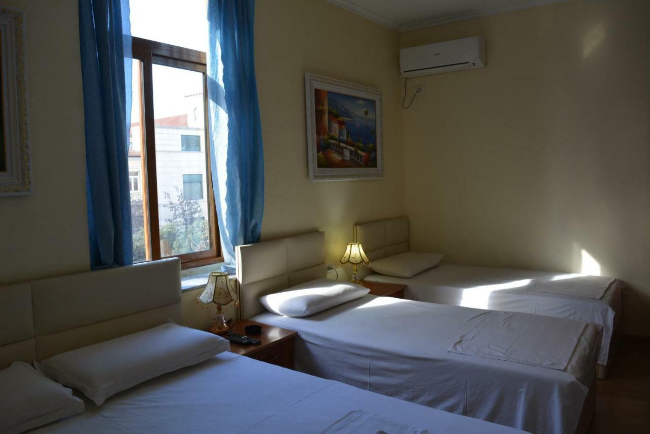 Hotel Republika Τίρανα Εξωτερικό φωτογραφία